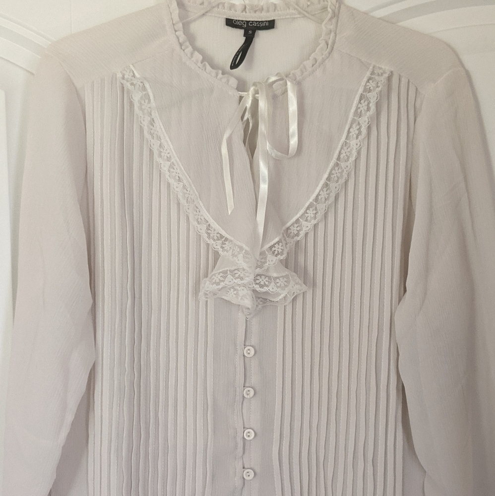 3/$30 NWT Sheer Ruffle-neck Shirt